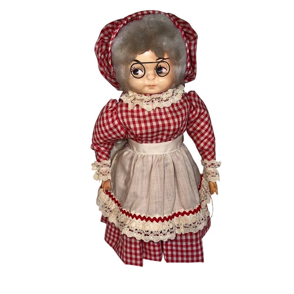 Vintage Doll, Red White Plaid Milk Maid Apron Dress with‎ crochet detail